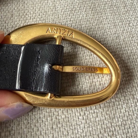 Aritzia Black Belt with Gold Brass Buckle sz MEDIUM - Picture 3 of 5
